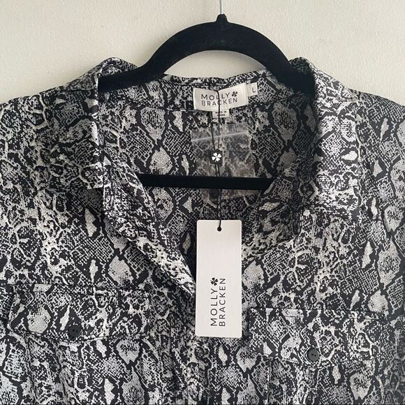 MOLLY BRACKEN Snake Print Long Sleeve Shirt Midi Dress Pleated Black Grey L - Picture 8 of 12